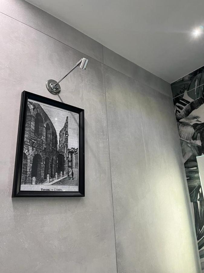 Teodorico Room & Apartment Верона Экстерьер фото