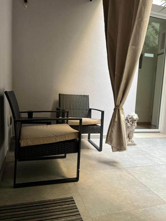 Teodorico Room & Apartment Верона Экстерьер фото