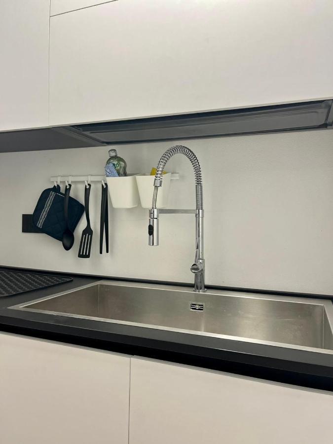 Teodorico Room & Apartment Верона Экстерьер фото